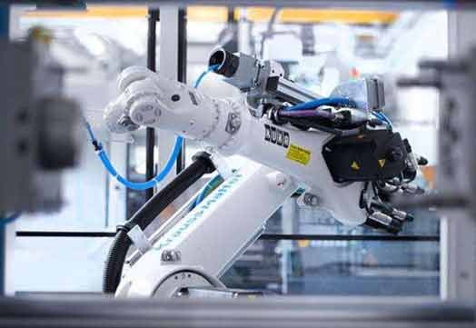 机器人培训哪个好-工业机器人应用广的几个行业