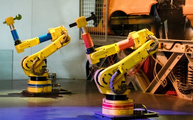工业机器人技术-操作工业机器人时应该注意哪些技术参数_广东智通职业培训学院官网